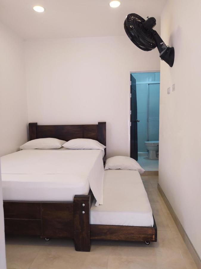 Hotel Brisas Del Norte Roldanillo Екстериор снимка