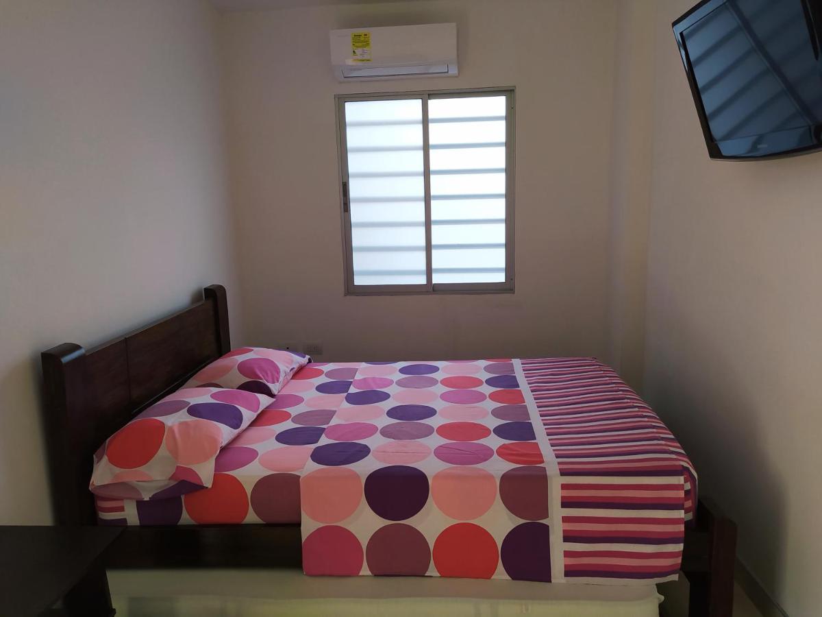 Hotel Brisas Del Norte Roldanillo Екстериор снимка