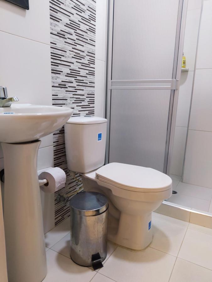 Hotel Brisas Del Norte Roldanillo Екстериор снимка