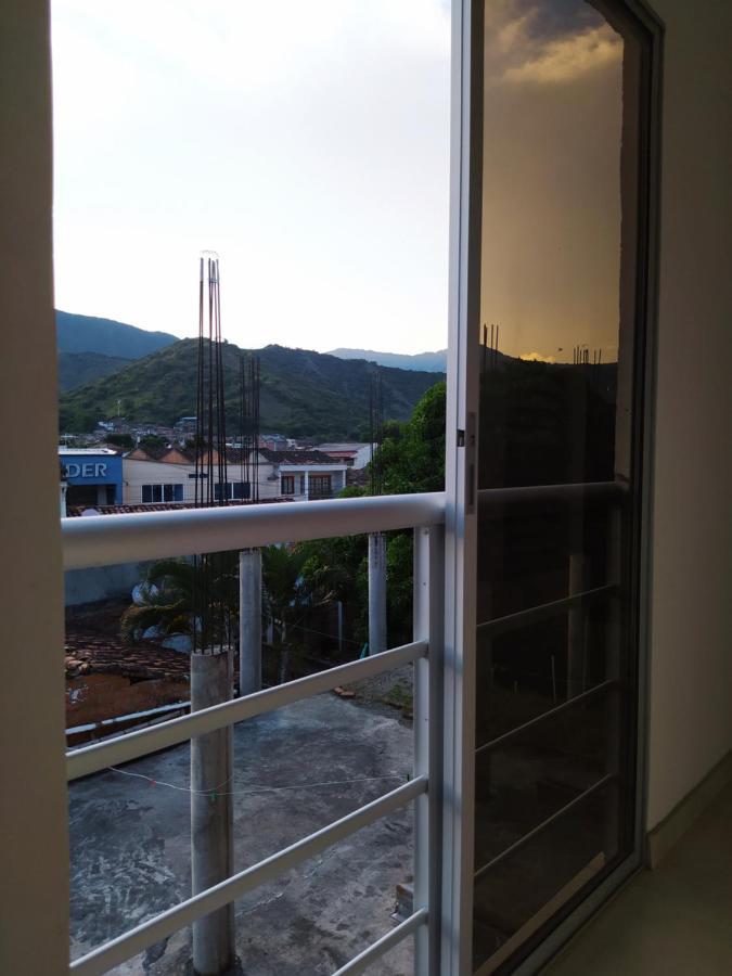Hotel Brisas Del Norte Roldanillo Екстериор снимка