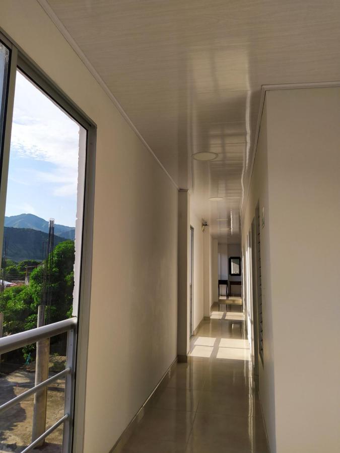 Hotel Brisas Del Norte Roldanillo Екстериор снимка