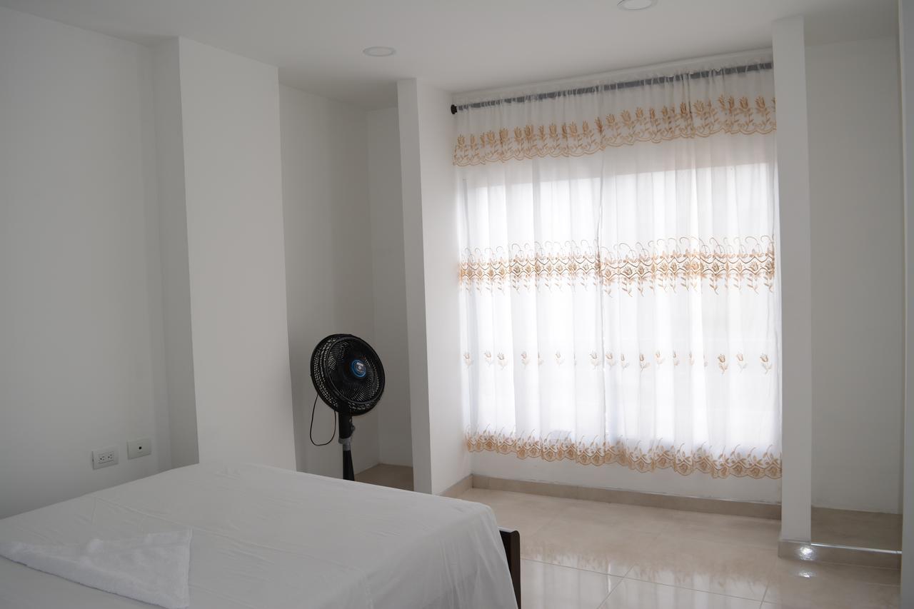 Hotel Brisas Del Norte Roldanillo Екстериор снимка