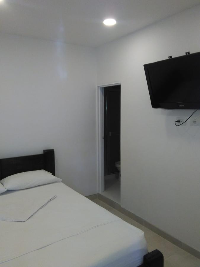 Hotel Brisas Del Norte Roldanillo Екстериор снимка