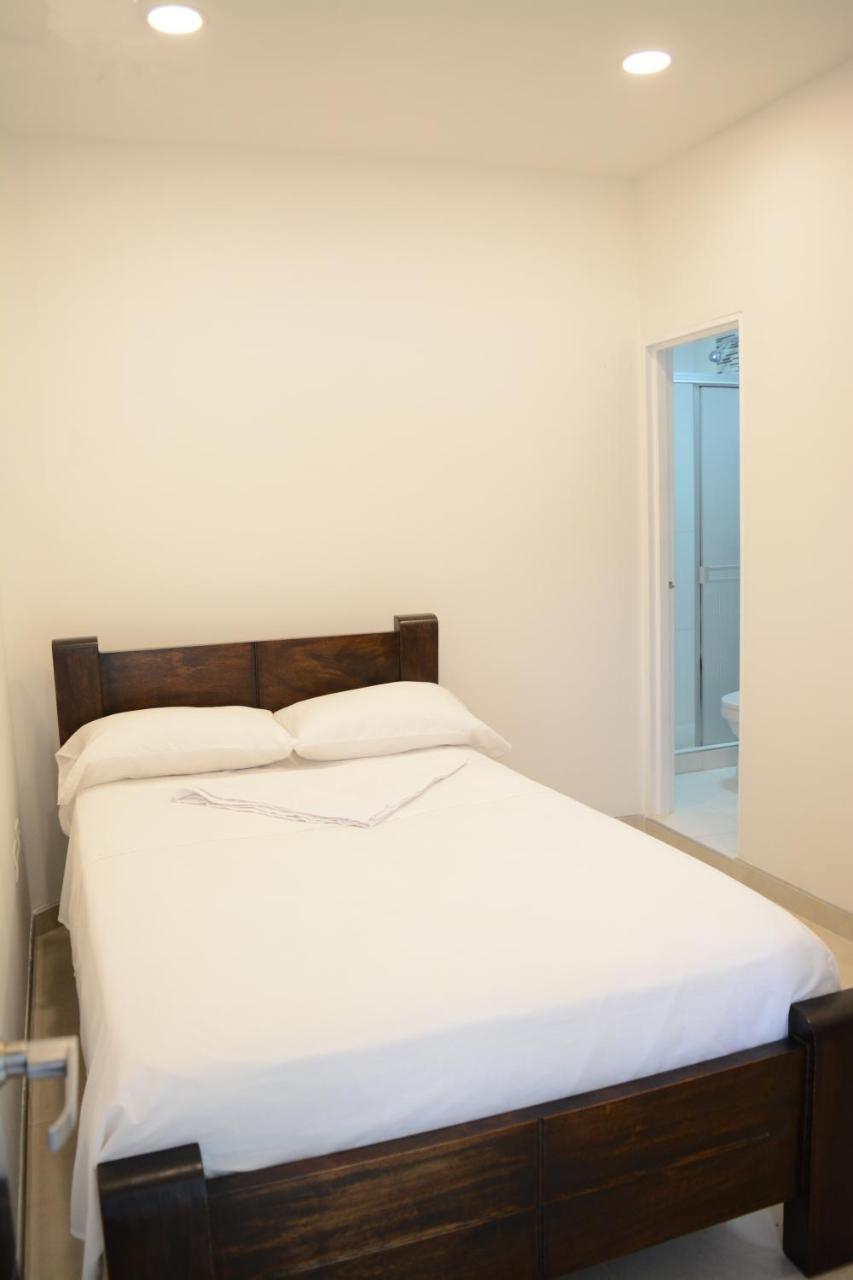 Hotel Brisas Del Norte Roldanillo Екстериор снимка